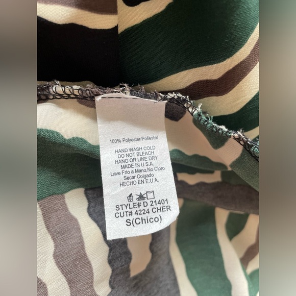 Mono B Zipper Women’s Dress - Picture 4 of 4